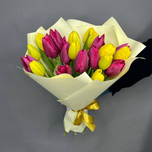 Букет из 21 тюльпана фото 2