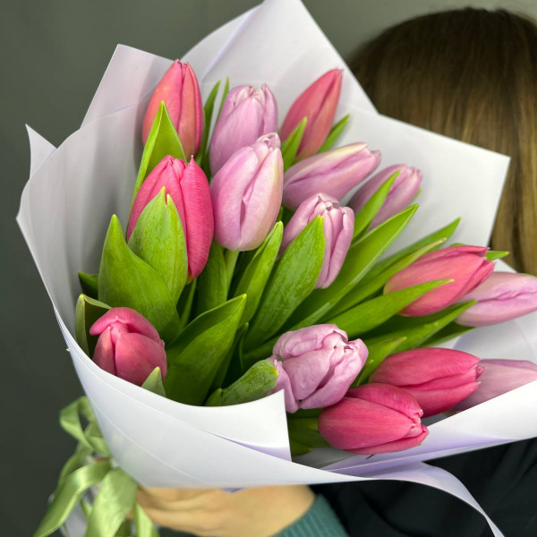 Букет из 15 тюльпанов фото 2