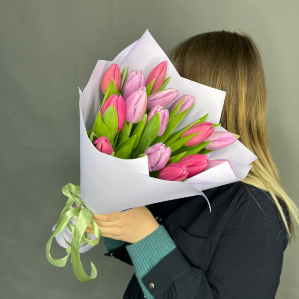 Букет из 15 тюльпанов фото 1