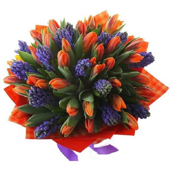 Букет из гиацинтов и тюльпанов фото 2