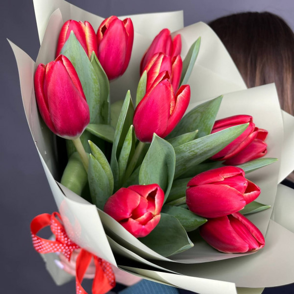 Букет из 11 тюльпанов фото 3