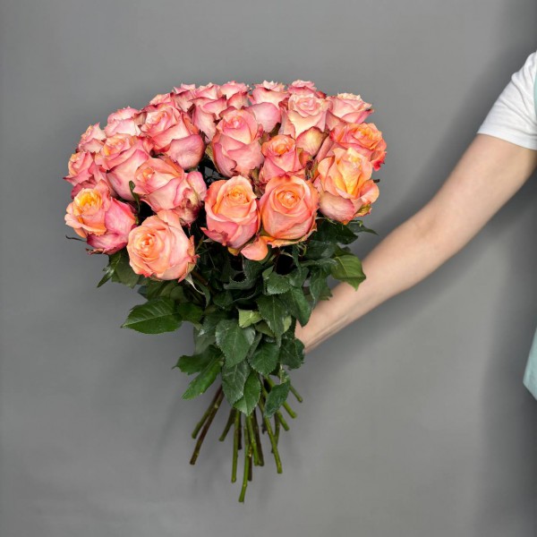 Букет из 25 оранжевых роз фото 4