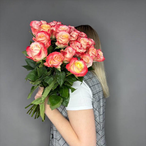 Букет из 25 нежно-розовой розы фото 1