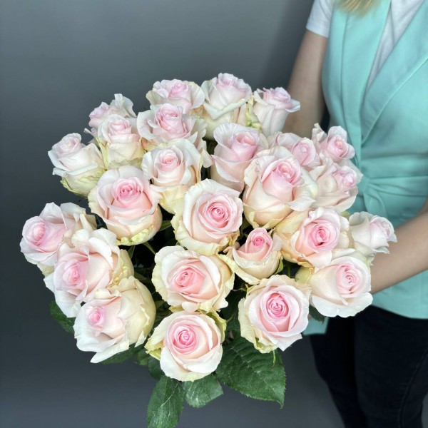 Букет из 25 светло-розовых роз фото 4