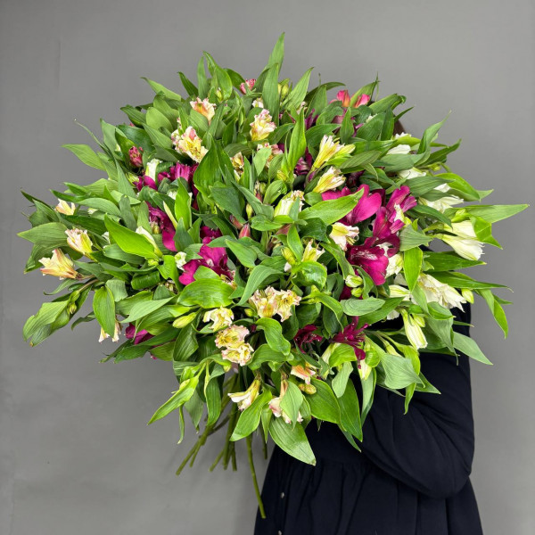Букет из 25 альстромерий фото 1