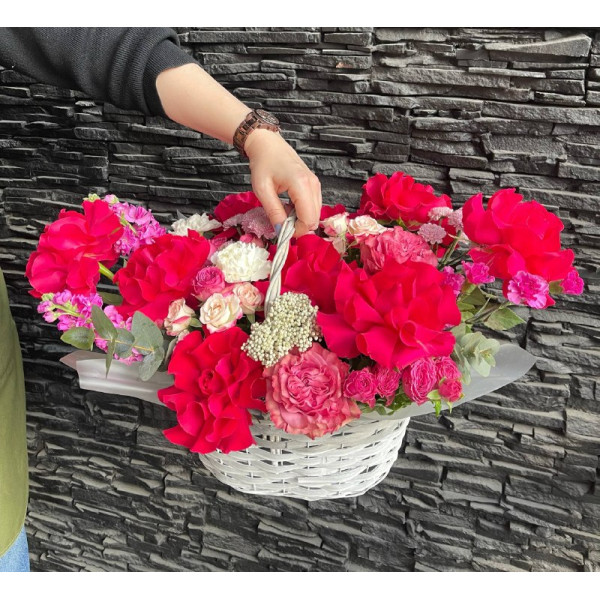 Корзина с розами фото 5