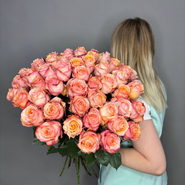 Букет из 51 оранжевой розы фото 1