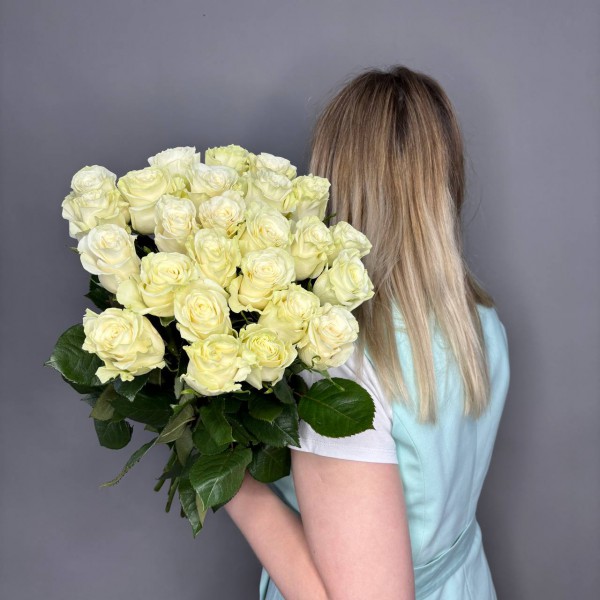 Букет из 25 белых роз фото 2