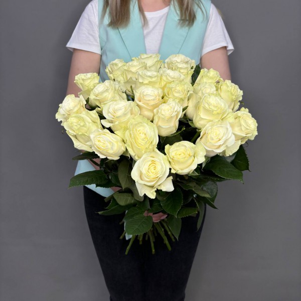 Букет из 25 белых роз фото 1