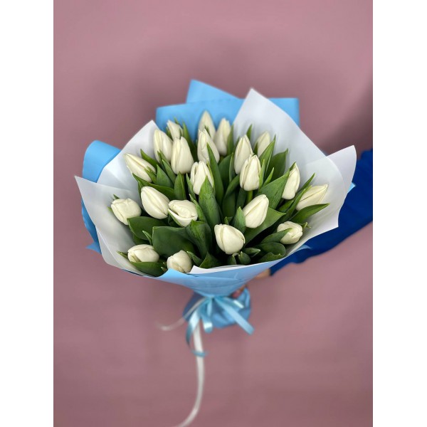 Букет из 21 белого тюльпана фото 1
