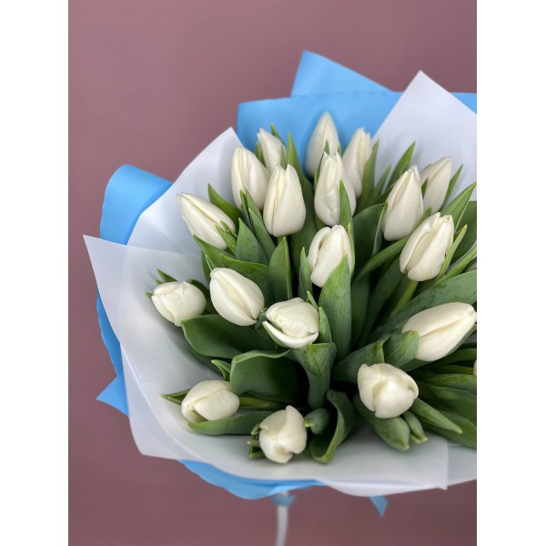 Букет из 21 белого тюльпана фото 2